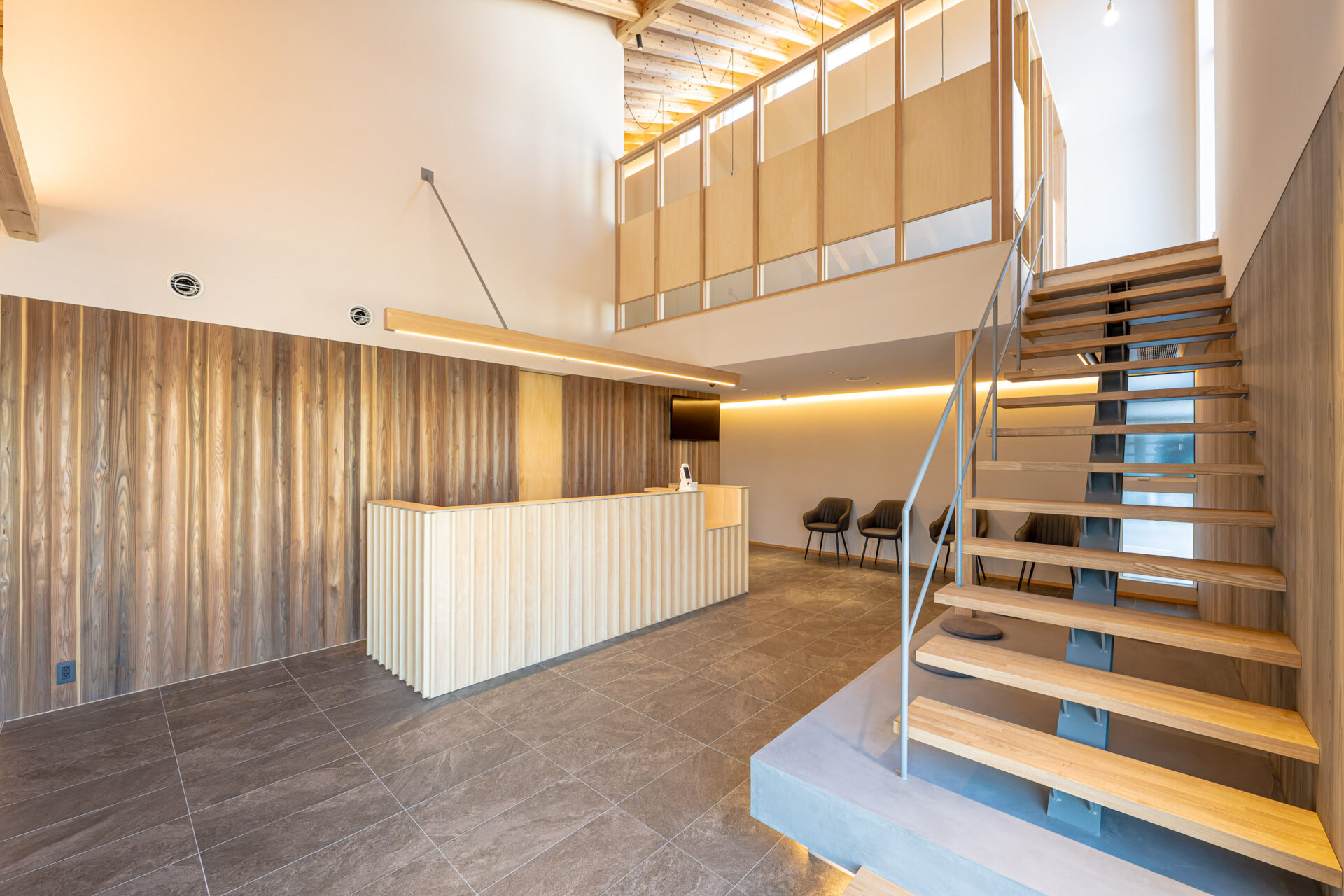 メインビジュアル01（PC）